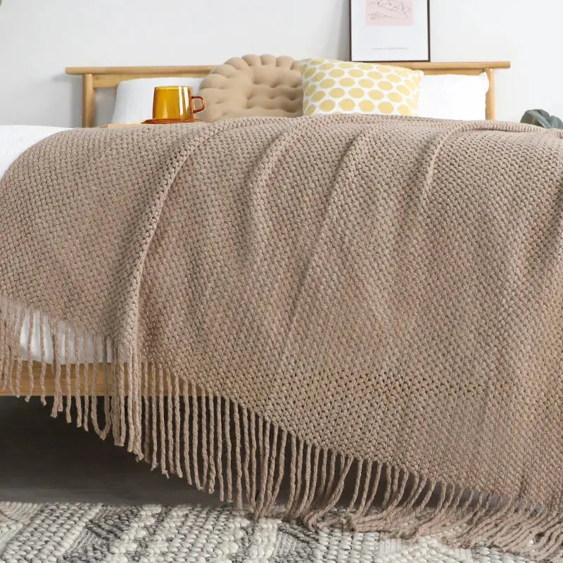 DecorBites™ Knitted Leisure Blanket Throw - Cozy Sofa Cover and Bed End Towel with Tassels Decorbites