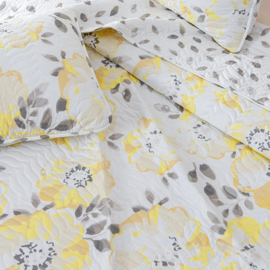 3 Piece Floral Quilt Set - Helene Collection Great Bay Home