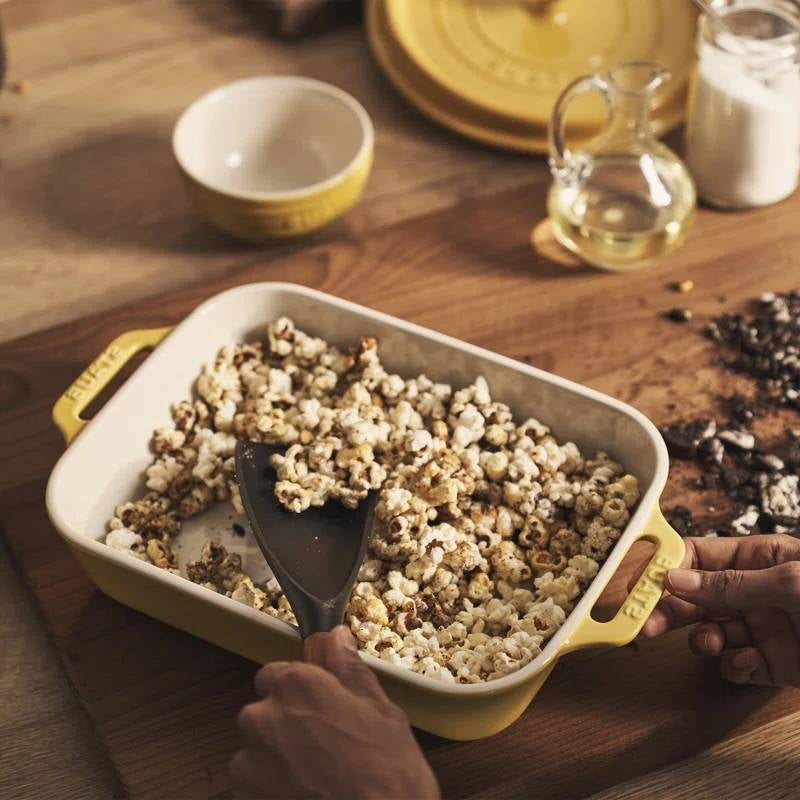 2 Piece Ceramic Stoneware Bakeware Set in Yellow