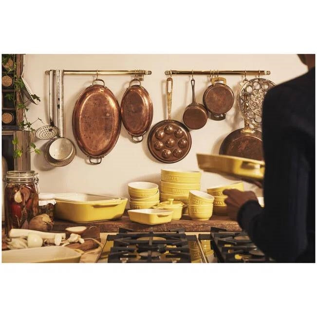 2 Piece Ceramic Stoneware Bakeware Set in Yellow