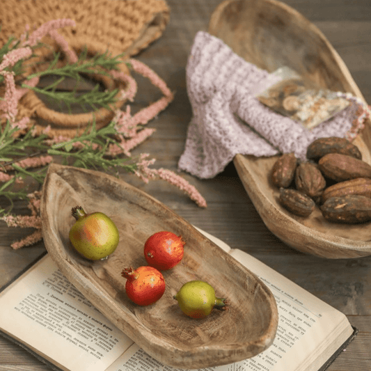 Retro Wooden Boat-Shaped Fruit Platter RusticReach