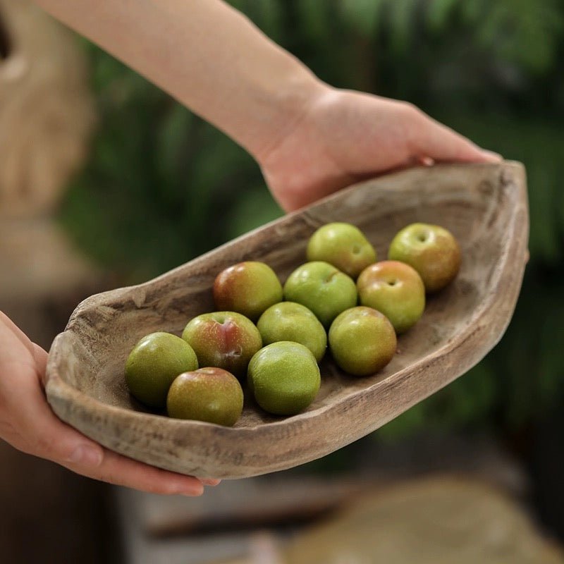 Retro Wooden Boat-Shaped Fruit Platter RusticReach