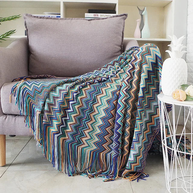 DecorBites™ Houndstooth Throw Blanket