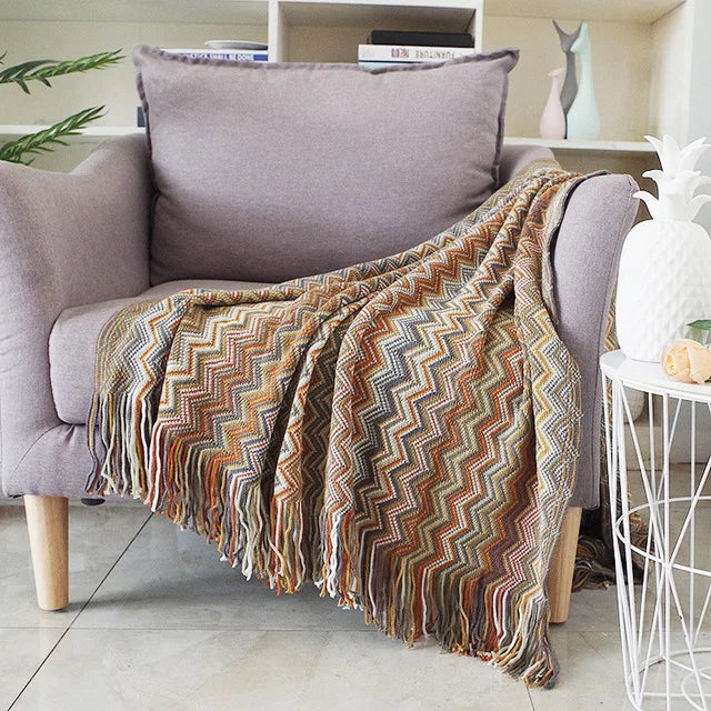 DecorBites™ Houndstooth Throw Blanket