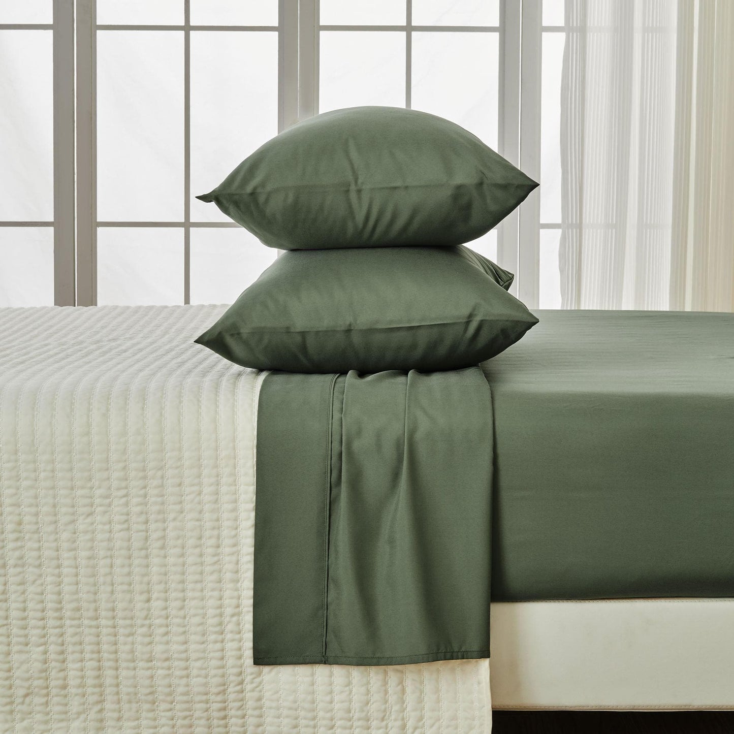 Jordyn Collection 4 Piece Rayon Derived From Bamboo Sheet Set Lightweight Breathable Wrinkle Resistant Easy Care